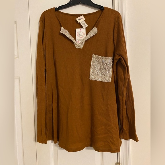 BiBi Tops - Rust Silver Sequin V-Neck Top
